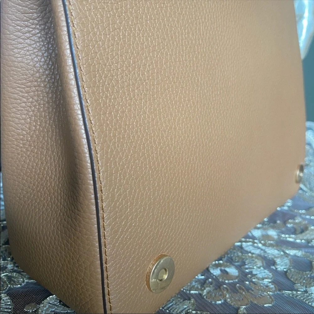 Tory Burch LG adjustable shoulder / crossbody bag